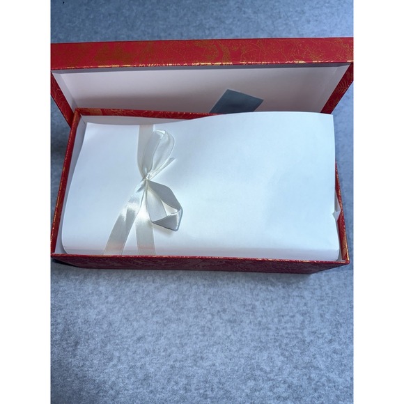 Women's Gold Metallic Round Toe Low Block Heel Pumps – Size 8 - Picture 6 of 7